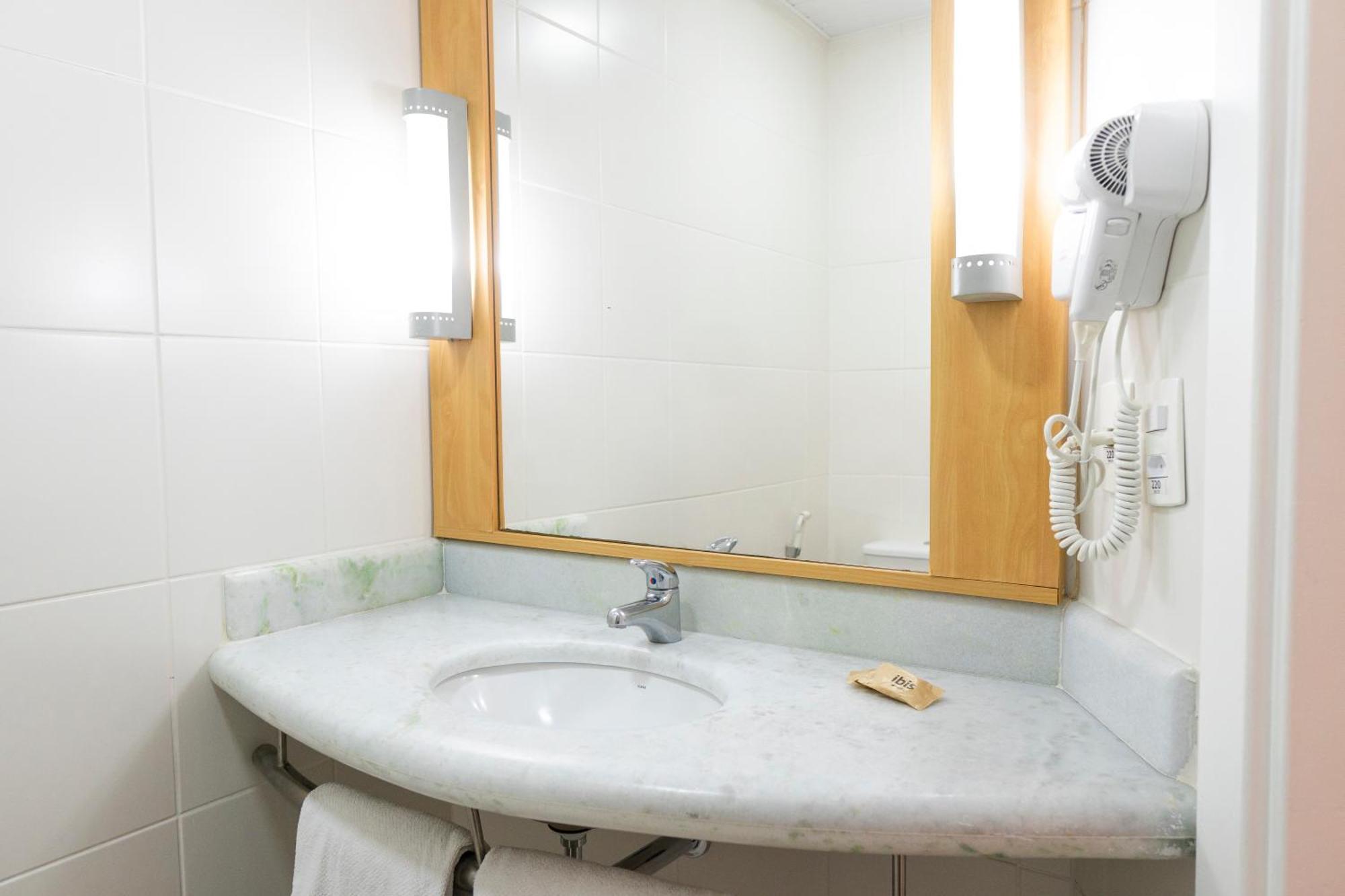 Standard Double Room,1553999902:JPEG